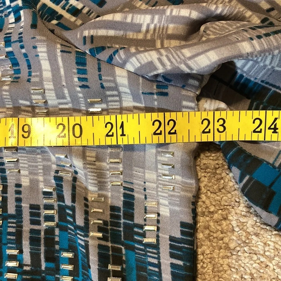 Alfani Wide Sleeve Blouson Abstract Print Embellished Blouse 16 - Picture 14 of 16